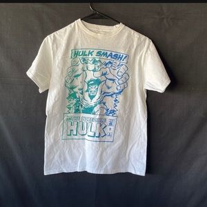 Boy Hulk t shirt new